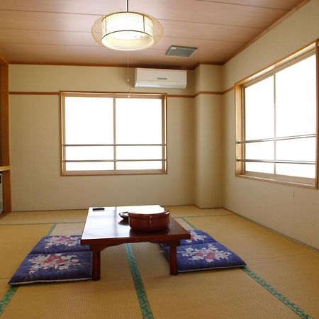 Hotel Elm Ishiuchi Minamiuonuma Exteriör bild